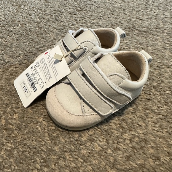 Zara toddler shoes - Picture 1 of 3
